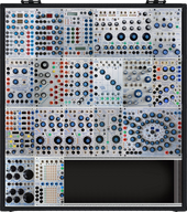 Buchla200e18Main