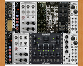 Microsetup in Moog Case (2 versions)