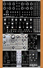 Moog 4 Tier Skiff
