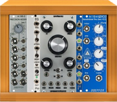 Mini FM synth in 32 HP