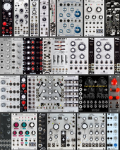 Astronaute Show rack 1
