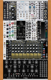 Moog Mother-32 3+1 Tier