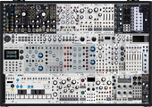 x_MDLR 10U / 126HP Square Series Case