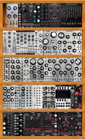 V3 Desk