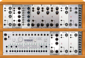 Analog Solutions drums + Acidlab Robokop (dans boîtier 84 HP double)
